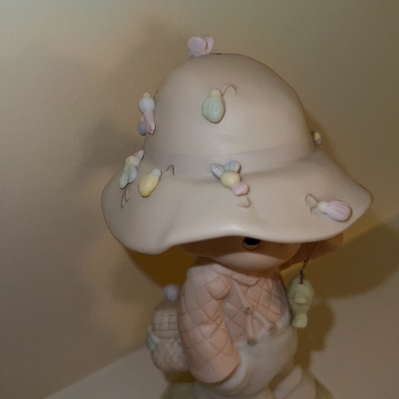 Precious Moments Porcelain Figurine “My Love Will Never Let You Go” Vintage - Picture 8 of 12